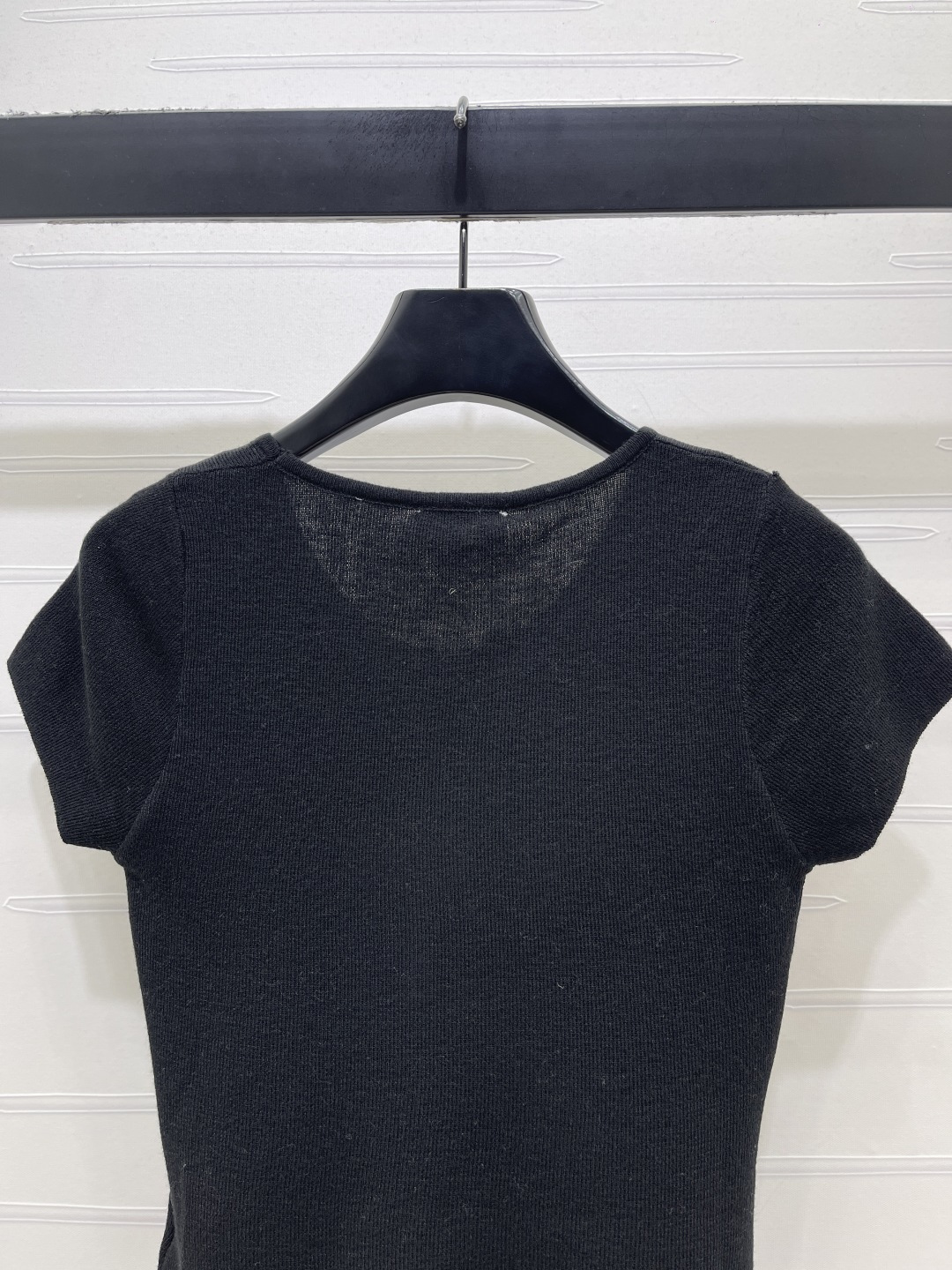 Women's short sleeves